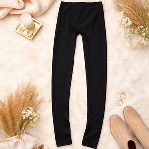 Wild Skye Black Cable Knit Leggings | Cozy Stretchy | Size S